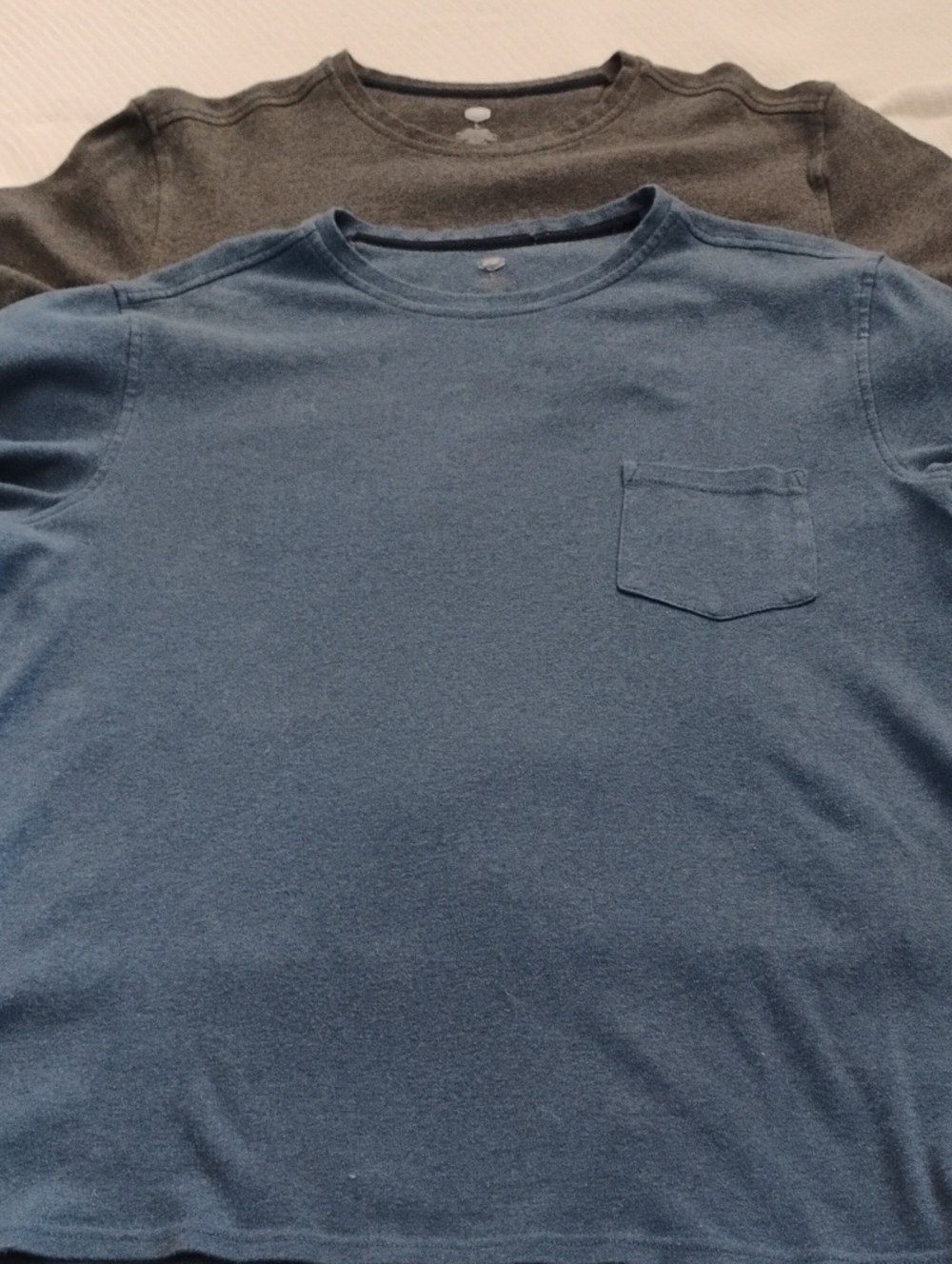Berkley & Jensen Blue and Gray Men's T-shirts